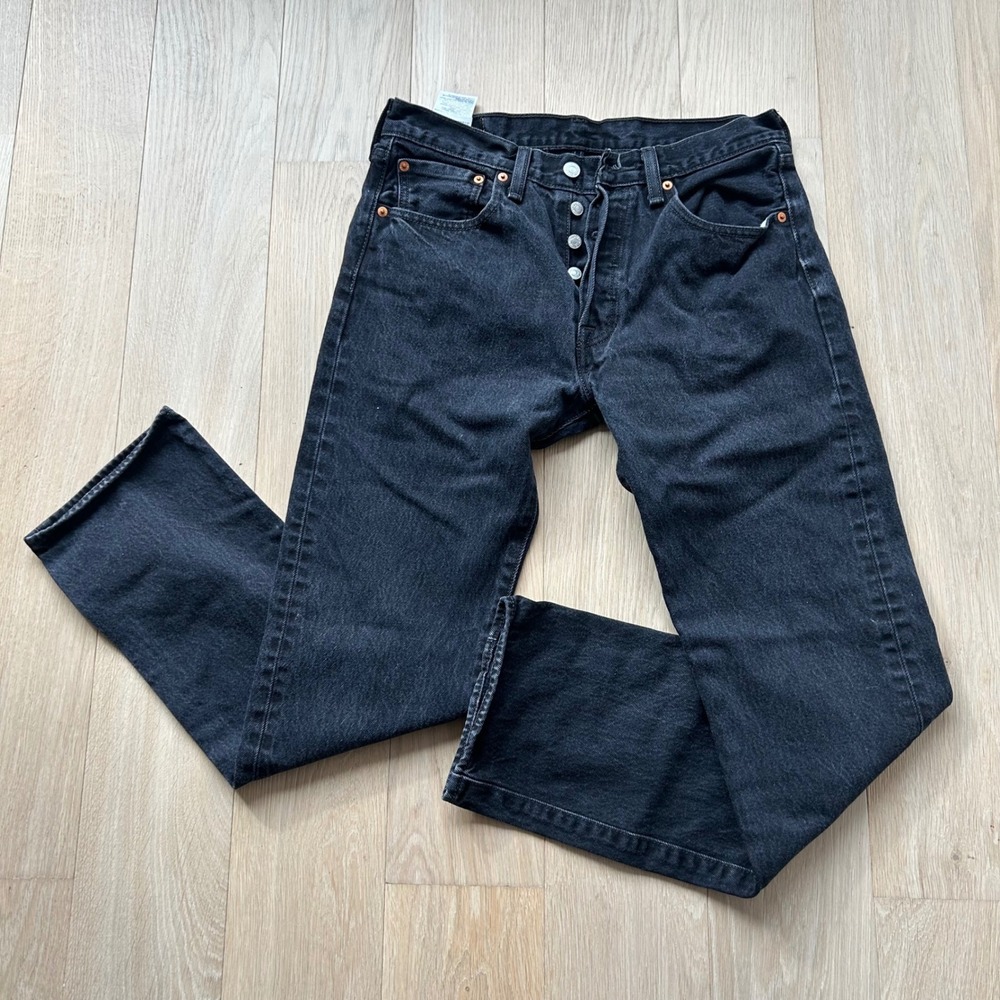 Levi's 501 Original Fit Jeans Mens 32x32 Black Straight Leg Button Fly Denim‎